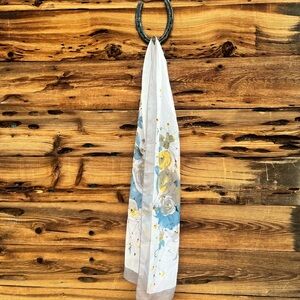 UNBRANDED | Gray White Floral Silk Scarf